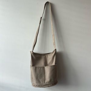 Everlane the lantern canvas bag